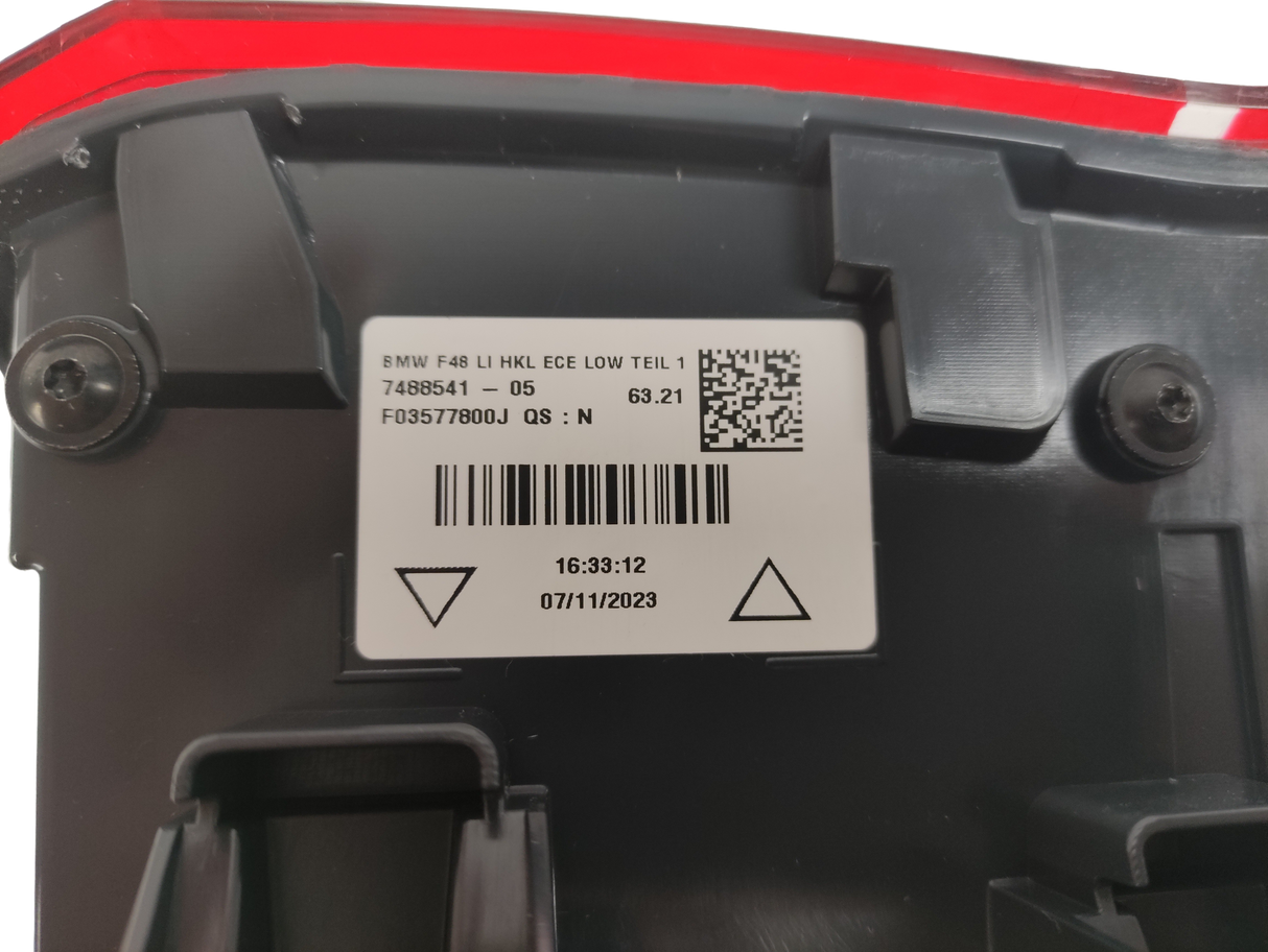 BMW X1 Feu arrière extérieur d’origine SX 63217350711 63217488541
